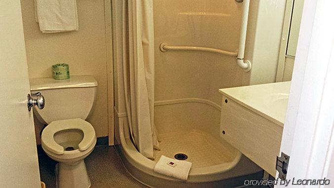Motel 6 Des Moines South - Airport Экстерьер фото